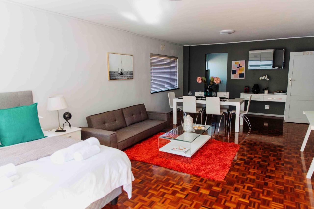 Camborne Apartment
